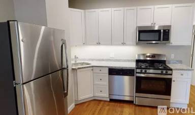 Main picture of 85 Stoughton St