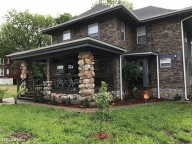 Main picture of 4529 Forest Ave