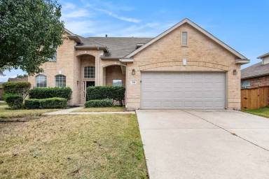 Main picture of 301 Londonderry Ln