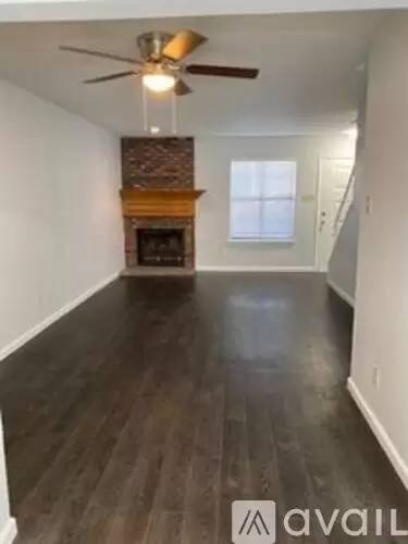 Main picture of 2709 Wimbledon Ct