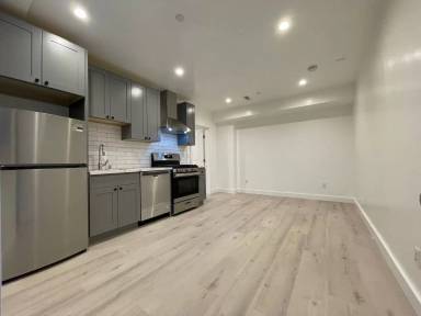 Main picture of 242 Holloway Ave