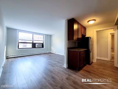 Main picture of Wellington Place Apartments