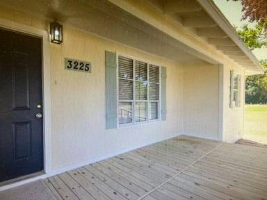 Main picture of 3225 Evergreen Dr
