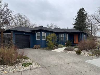 Main picture of 2021 Spring Creek Dr