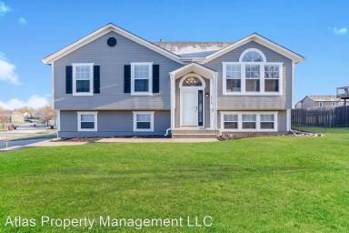 Main picture of 1310 Spruce Dr