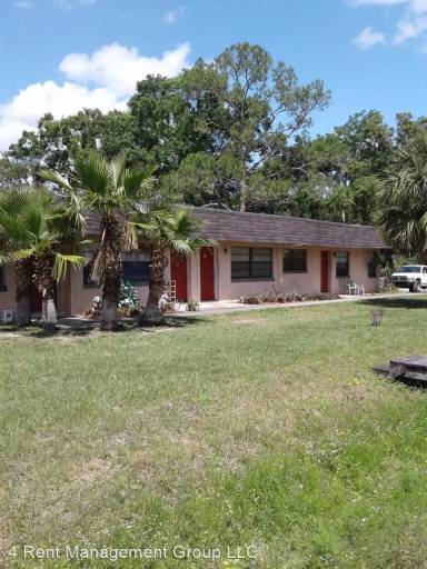 Main picture of 607 S County Road 419