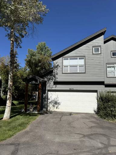 Main picture of 75 Aspen Glen Ct
