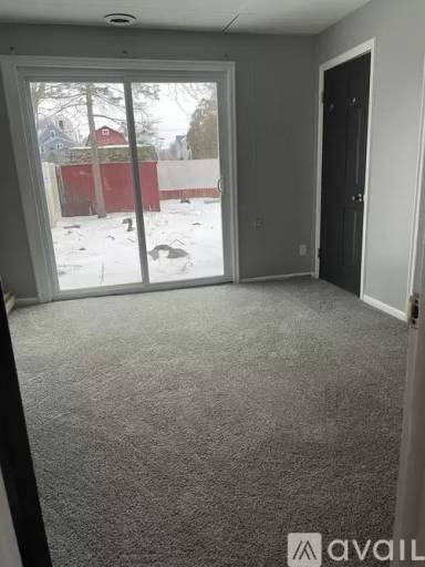 Main picture of 908 West Ave