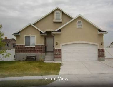 Main picture of 1849 N Stallion Ln