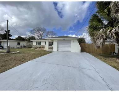 Main picture of 11201 Harding Dr