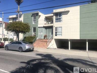 Main picture of 2427 4th St