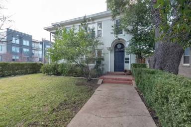 Main picture of 4301 Vandelia St