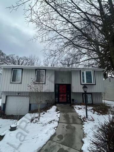 Main picture of 521 Richards Rd