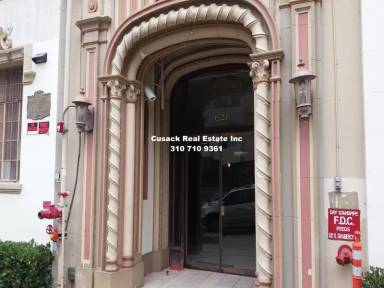 Main picture of 621 S Gramercy Pl