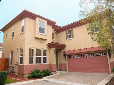Main picture of 2134 Prato St