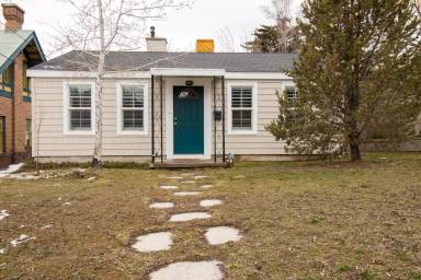 Main picture of 575 I St