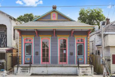 Main picture of 3038 Saint Claude Ave