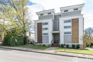 Main picture of 303 Buchanan St