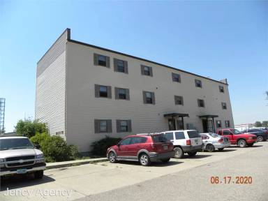 Main picture of 303 N 4th St