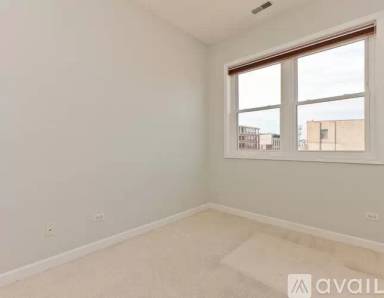 Main picture of 948 W Madison St