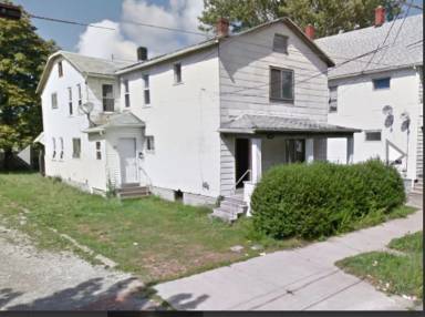 Main picture of 426 E 13th St