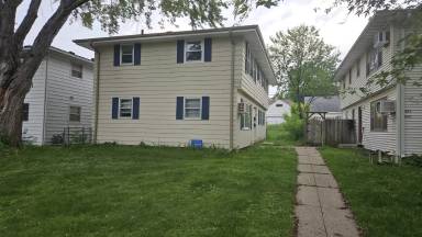 Main picture of 5844-46 Washburn Ave S