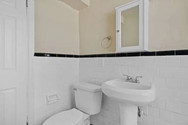 Main picture of 6800 NW 13th St