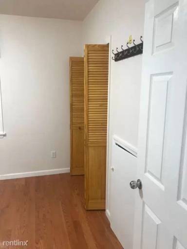 Main picture of 14349 Franklin Ave