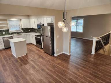 Main picture of 13930 Walnut Cir