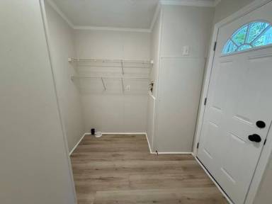 Main picture of 901 Green Meadow Dr