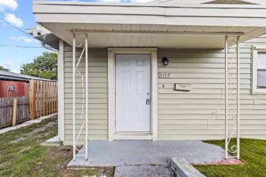 Main picture of 3717 Pinewood Ave
