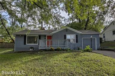 Main picture of 717 Hillside Ave