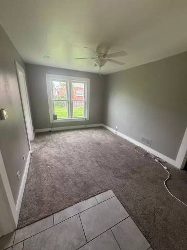 Main picture of 123 E 7th St