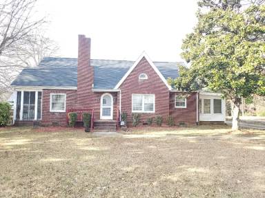 Main picture of 7503 Albemarle Rd