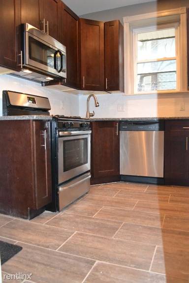 Main picture of 5548 Delancey St