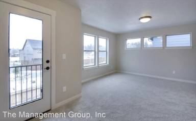 Main picture of 15404 NE 107th St