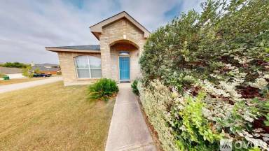 Main picture of 601 Cattail Cir