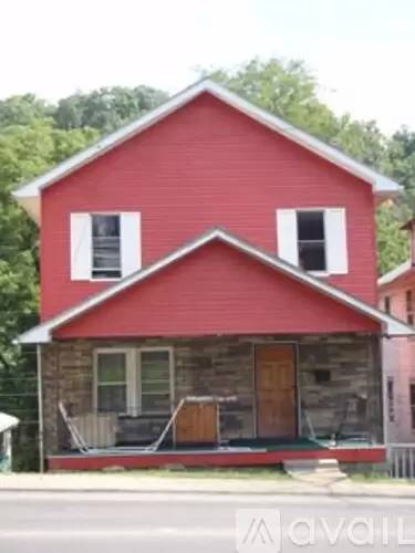 Main picture of 601 Brockway Ave