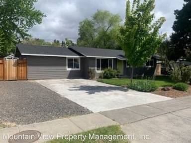 Main picture of 1340 NE Dempsey Dr