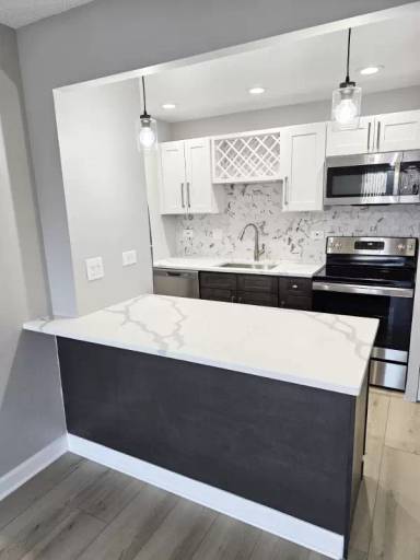 Main picture of Royal Grove Apartments