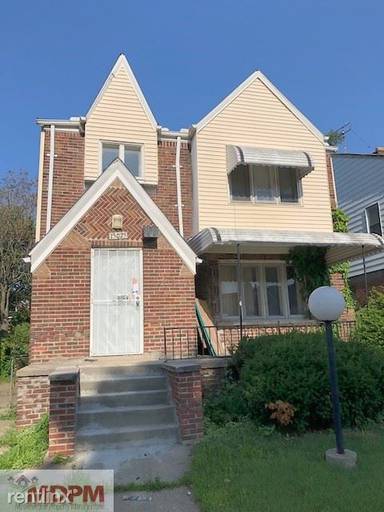 Main picture of 15019 Steel St