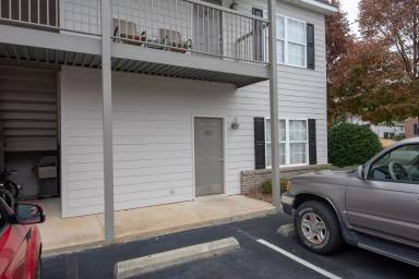 Main picture of 303 N Ross St