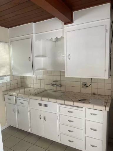 Main picture of 939 J St
