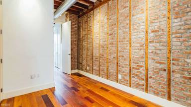 Main picture of 323 Stanhope St