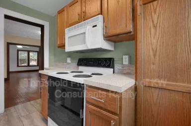 Main picture of 1126 Northwest Blvd