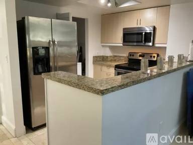 Main picture of 2951 S Bayshore Dr
