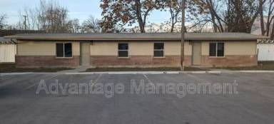 Main picture of 469 Elm St