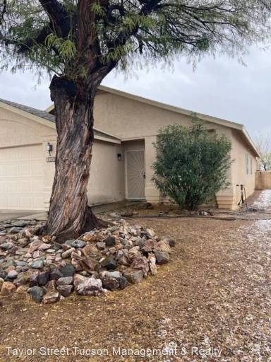 Main picture of 10052 E Paseo San Rosendo