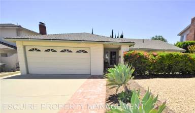 Main picture of 2474 Parkway Dr