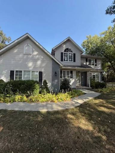 Main picture of 5820 Iron Bridge Rd